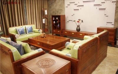 君臨新中式沙發