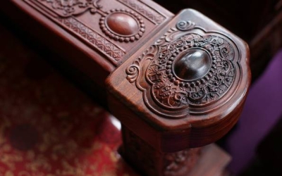 紅木家具廠為您介紹為什么大家都愛紅木家具？